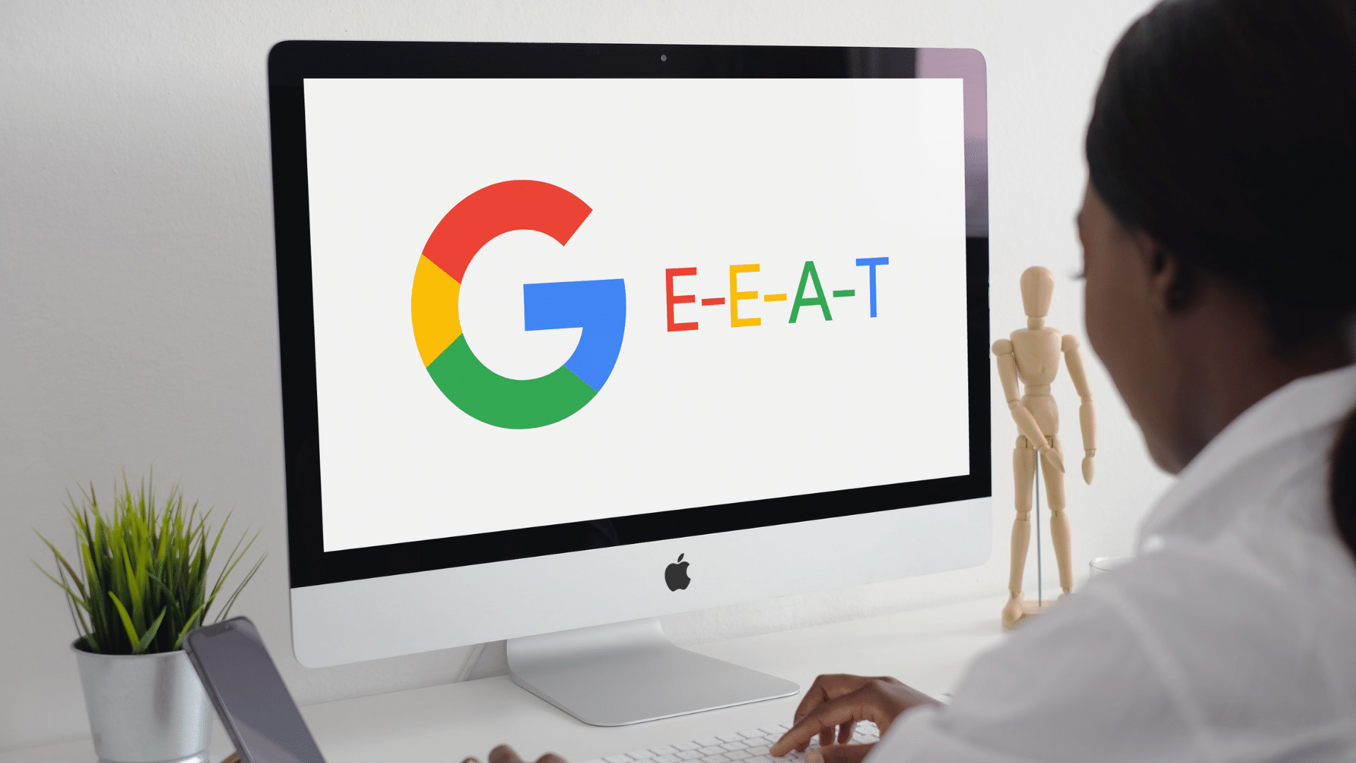 E-E-A-T SEO stratejisi ile Google güven skorunuzu artırın, uzmanlık ve otoritenizi güçlendirerek sıralamalarda yükselin.